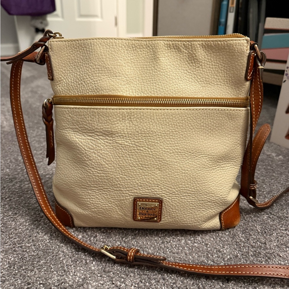 Dooney & Bourke Crossbody Bag